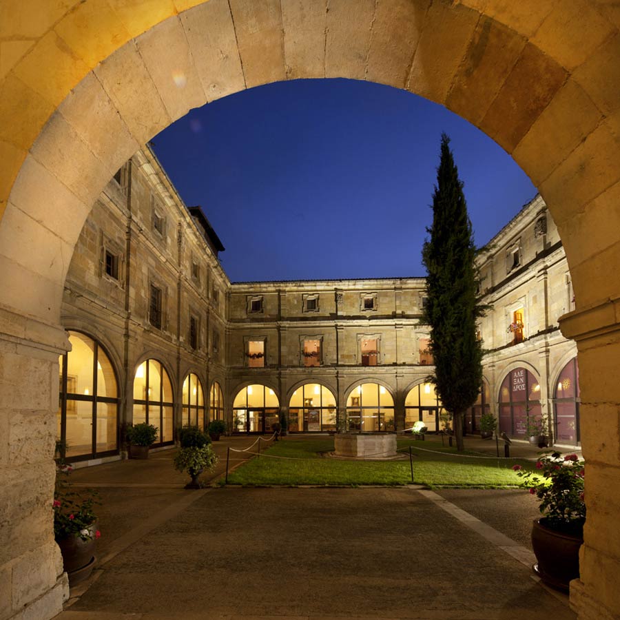 Royal Colegiate of Saint Isidoro Hotel